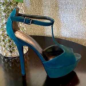 CARLOS SANTANA Platform High Heel